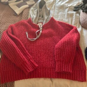 Aerie sweater - Size Large - Great Condition!